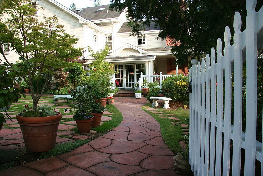Inn At Occidental Exterior photo
